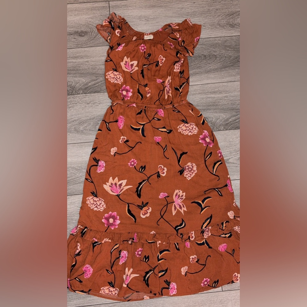 Universal Thread Size Small Maxi Dress Floral Short Sleeved Multicolor Lined